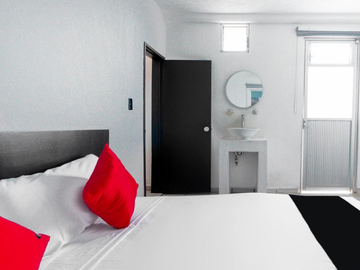 Capital O Hotel Plaza Premier León Eksteriør bilde